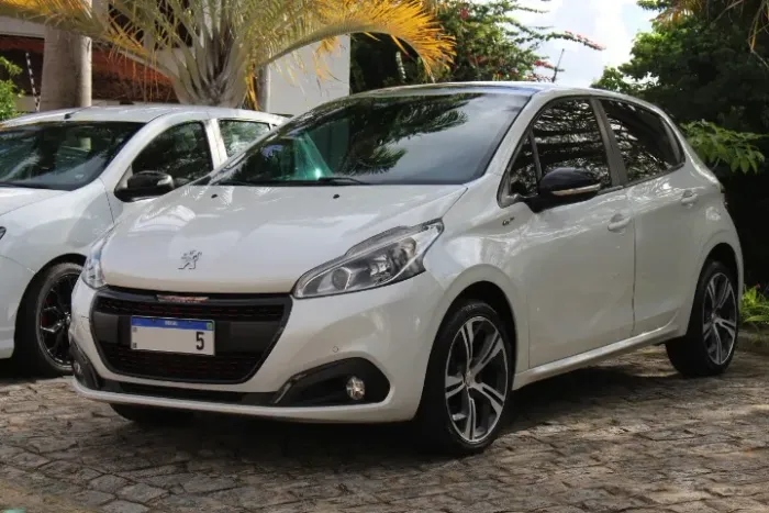 Peugeot 208 GT 1.6 THP Flex 16V 5P Mec. 2019