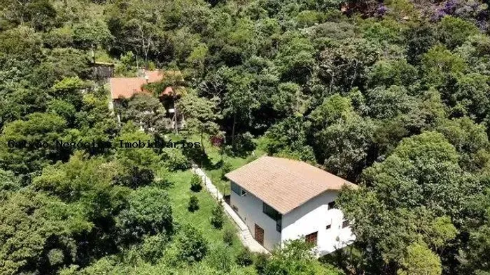 Apartamento para Venda em Santo Antônio do Pinhal, Centro, 3 dormitórios, 1 suíte, 3 banhe