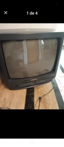 TV de tubo antiga