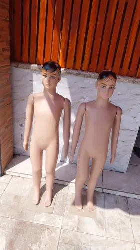 2 manequins infantil