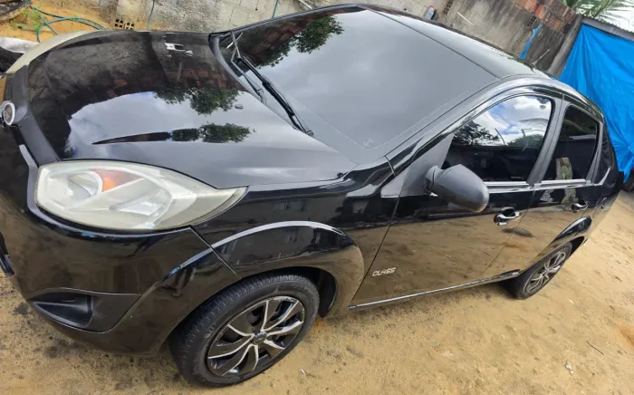 Ford Fiesta Sed. 1.6 8V Flex 4P 2012