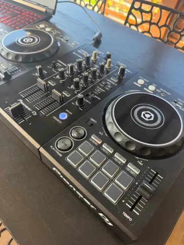 Pionner DDJ 400