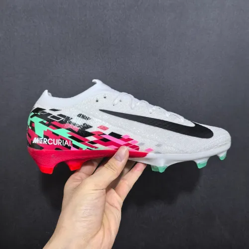 Chuteira Nike