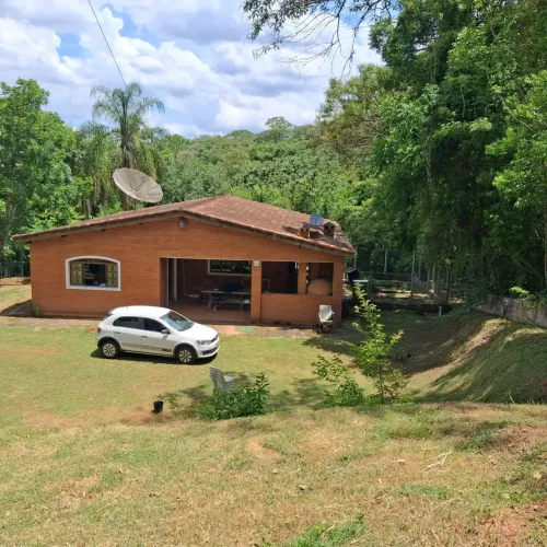 Fazenda/Sítio/Chácara para venda com 160 metros quadrados com 2 quartos