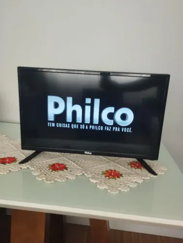 Vendo TV Philco led 24 polegadas 