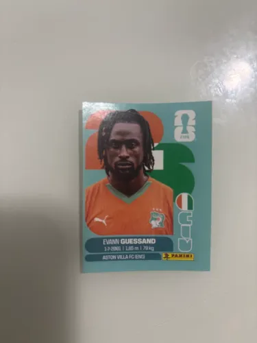 Figurinha com defeito de fábrica 