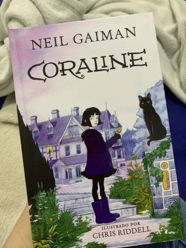 LIVRO CORALINE (ACOMPANHA MARCA TEXTO)