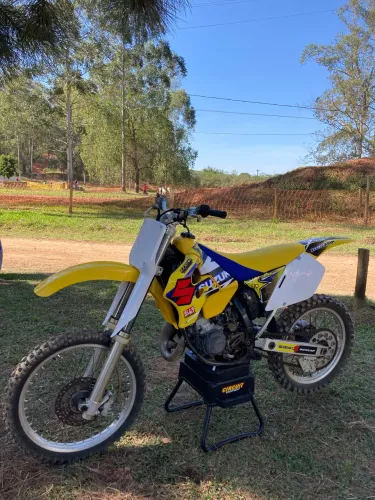 Suzuki Rm 125 2 tempos