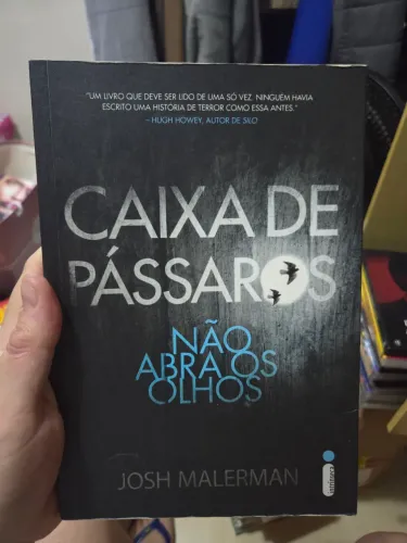 Livro A caixa de Pássaros- Josh Malerman