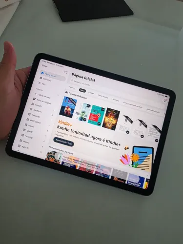 iPad Air 5ª Geração M1 | 256 GB | Roxo | Seminovo