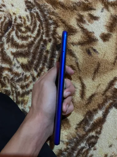 Vende se Xiaomi 9