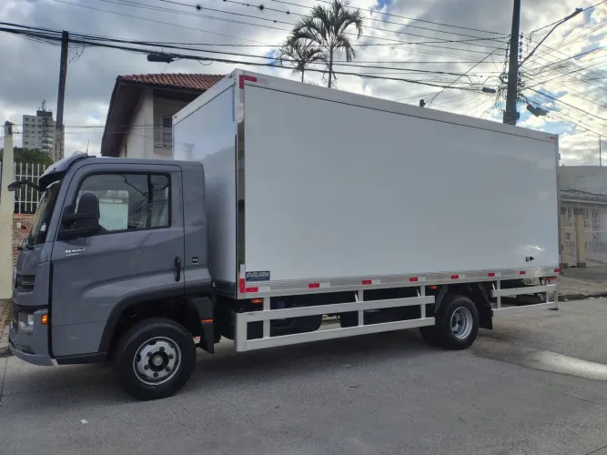 Caminhão volksvagen