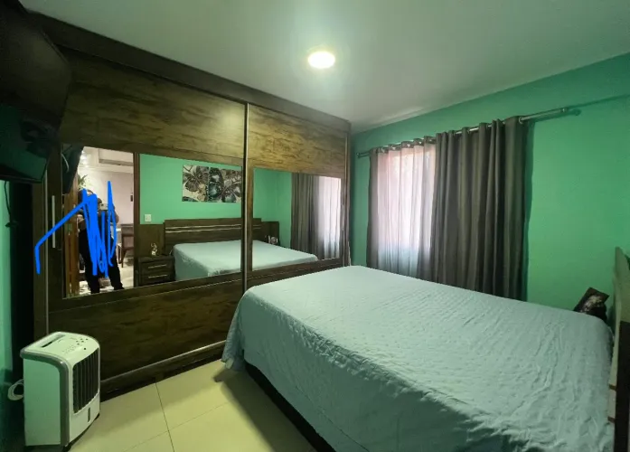 Guarda roupa de casal 2 portas