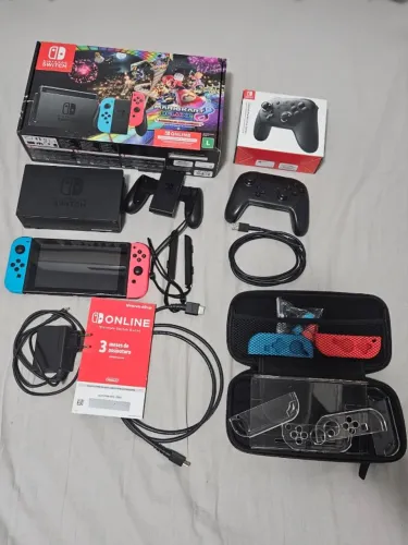 Nintendo Switch Completo + Pro Controller Original + Acessórios