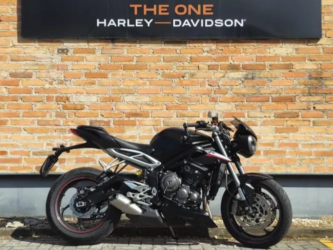 TRIUMPH STREET TRIPLE RS 2020