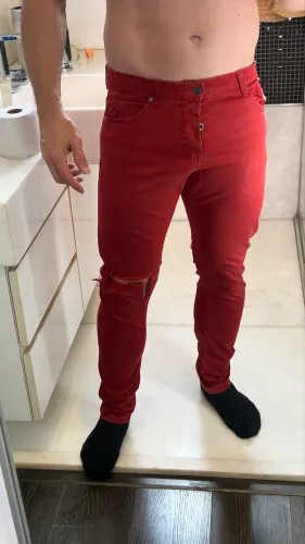 Calça R$70 reais cada vermelha e preta fosca 31 99921 07 87 