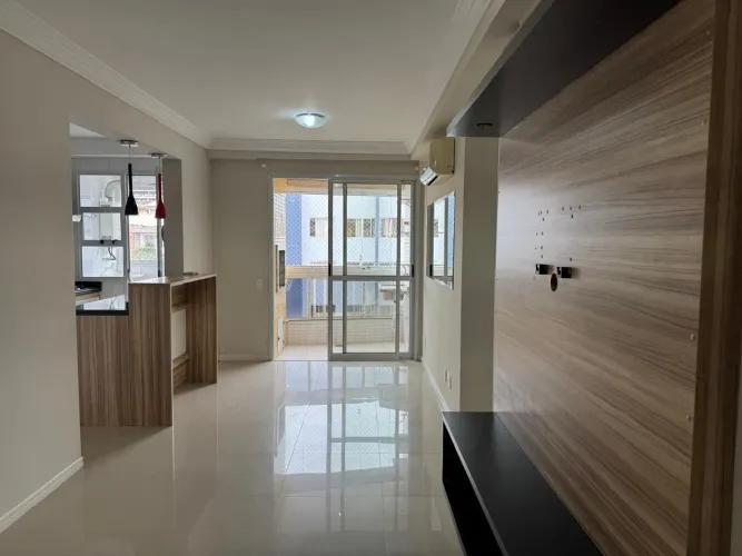 Apartamento 2 quartos em Coqueiros, Florianópolis | Coral Classic Residence