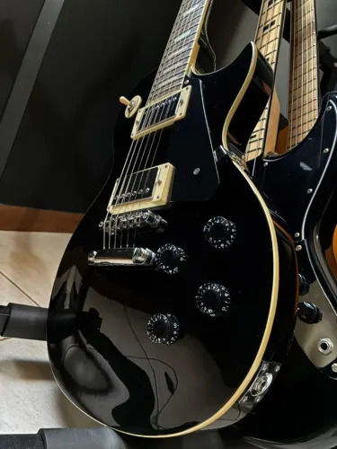 Guitarra Les Paul Michael GM750N