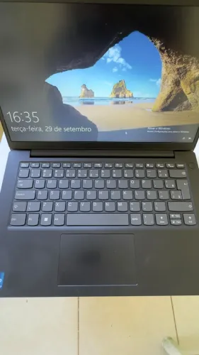 Notebook LENOVO V14 G3 14" Preto 16 GB de RAM 512 GB SSD Core i7 (Desconto)