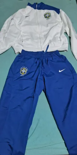 Conjunto casaco e calça Nike Seleção brasileira azul e branco tamanho P