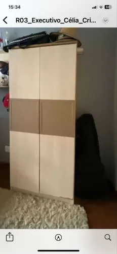 Armário ( guarda-roupa ) com 2 portas