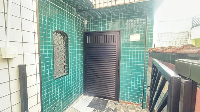 Espaço Comercial para Aluguel em Ponta da Praia, Santos  57 m²