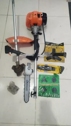 Roçadeira a gasolina 2 tempos 75cc com motopoda Nakasaki
