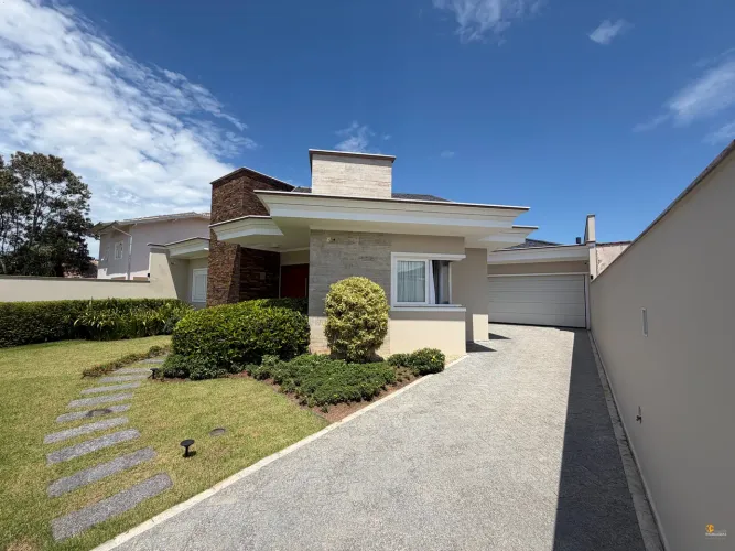 R$1.900.000,00 | Casa no Bairro Boa Vista em Joinville | 03 Suítes
