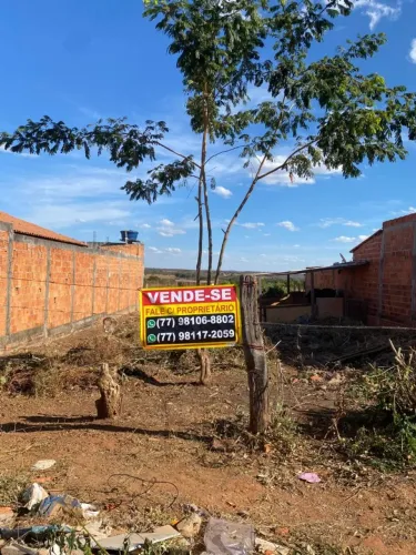 vende-se um lote em boa localidade na cidade de Santana-Bahia. Totalmente regularizado /