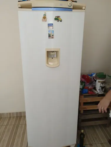 Vendo geladeira - funciona perfeitamente