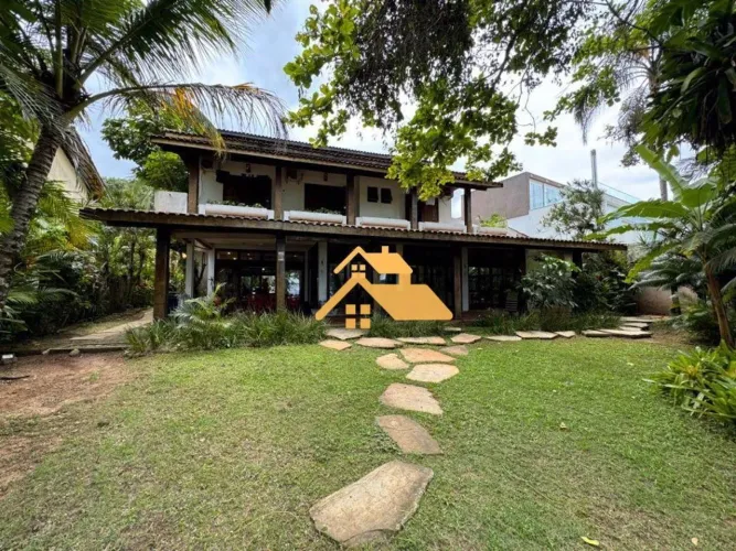 Casa de Alto Padrão para Temporada 6 Suítes, Acomoda até 20 Pessoas, Piscina, Lareira e A