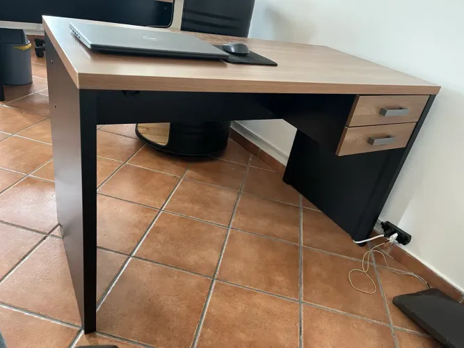 Mesa escrivaninha c/ 2 gavetas
