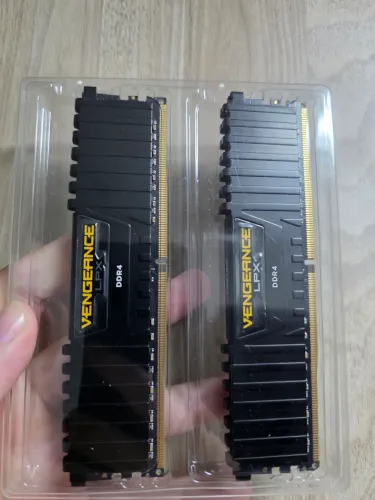 Memória 32Gb (2x16) DDR4