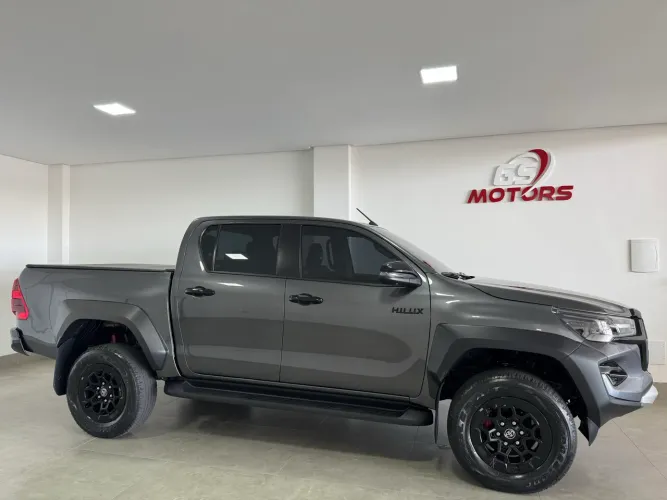Toyota Hilux CD Gr-s 4X4 2.8 TDI Dies. Aut. 2024