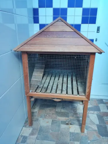 Viveiro para coelhos ou codornas 