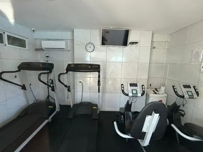 Aparta. com 2Q sendo 1 suíte mobiliado em Tambaú, João Pessoa PB.