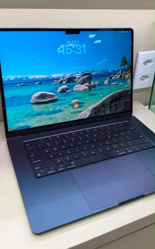 MacBook Air M3 256GB 8GB RAM TELA 15 BATERIA 91% Impecável!!
