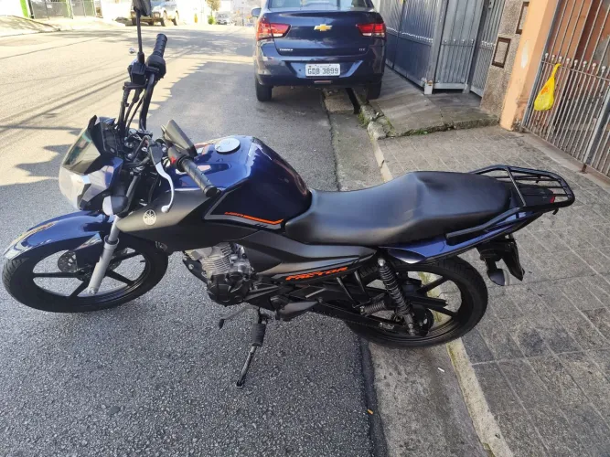 Vendo factor 23/24 com 42 mil km rodados