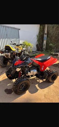 Quadriciclo can-am ds250 automático