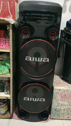 Vendo caixa de som torre aiwa nova 