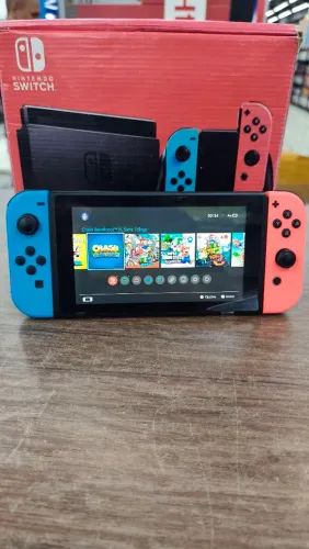 Switch V2/ destravado / 10 jogos /loja física 