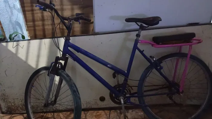 Bicicleta com garupa e com marcha aro 27