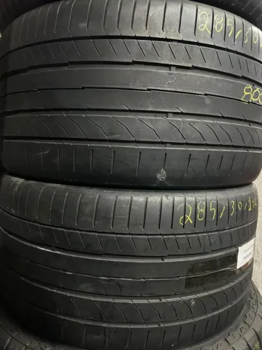 Pneus 285/30/19 continental por 800$ os 2 seminovos originais