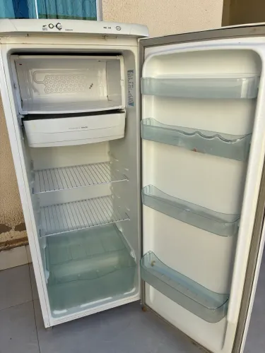 Geladeira Eletrolux