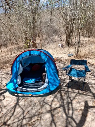 Vende-se barraca e cadeira de acampamento