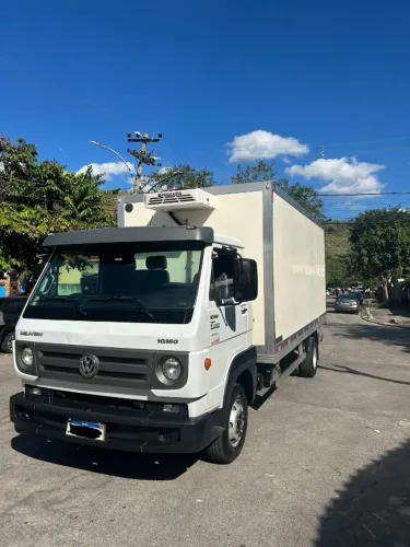 CAMINHÃO VOLKSWAGEN 10.160 ÚNICO DONO ANO 2019 BAÚ FRIGORÍFICO.