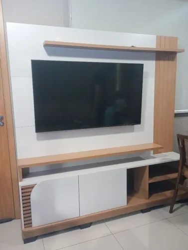 Rack estante com painel novo
