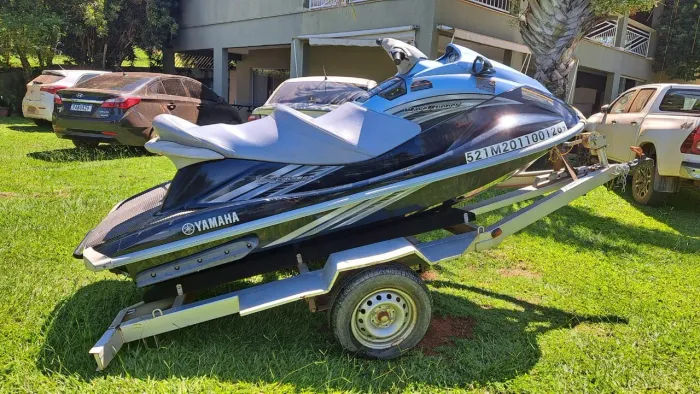 Jet Ski Yamaha VX Cruiser 110 2010 - Apenas 122h - Com Carreta