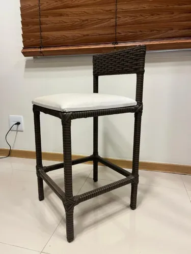 3 banquetas de área externa ou interna