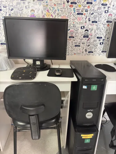 Computador Monitor/ tela + CPU